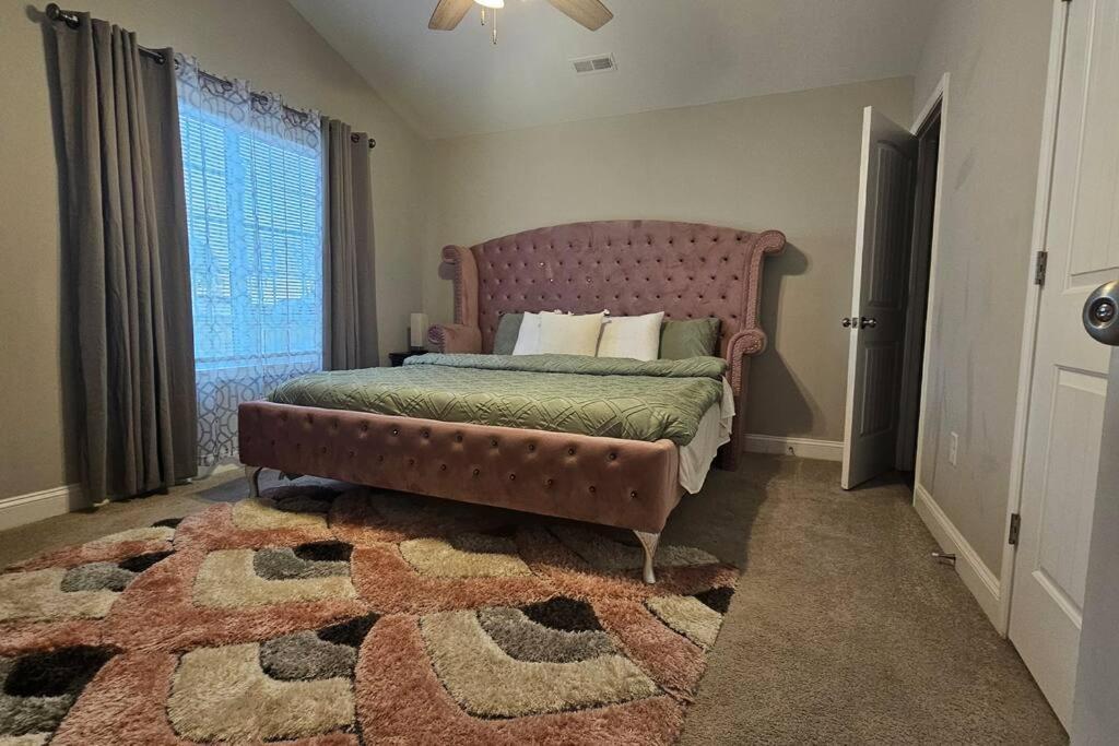 Gorgeous 3 Bedroom Home With Cable Tv In All Rooms & Free Wi-Fi Concord Bagian luar foto