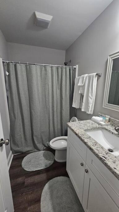 Gorgeous 3 Bedroom Home With Cable Tv In All Rooms & Free Wi-Fi Concord Bagian luar foto